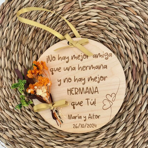 Placa circular "ser querido" con flor preservada